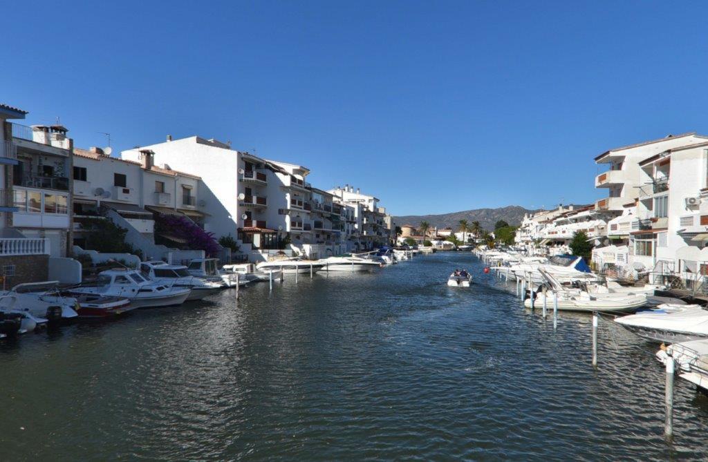 D-Lux Studio Apartman Empuriabrava Kültér fotó